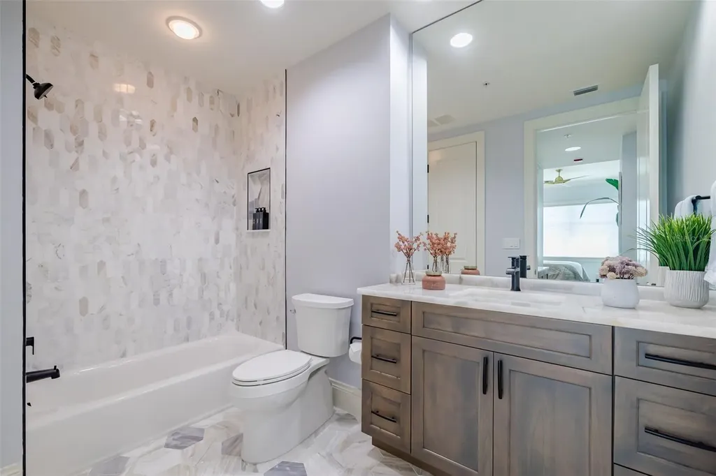 130 Riviera Dunes Way Palmetto FL 34221