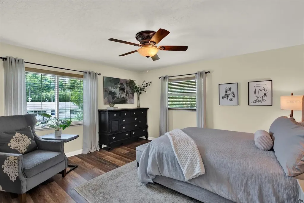 2107 W Kyra Drive Tampa FL 33612
