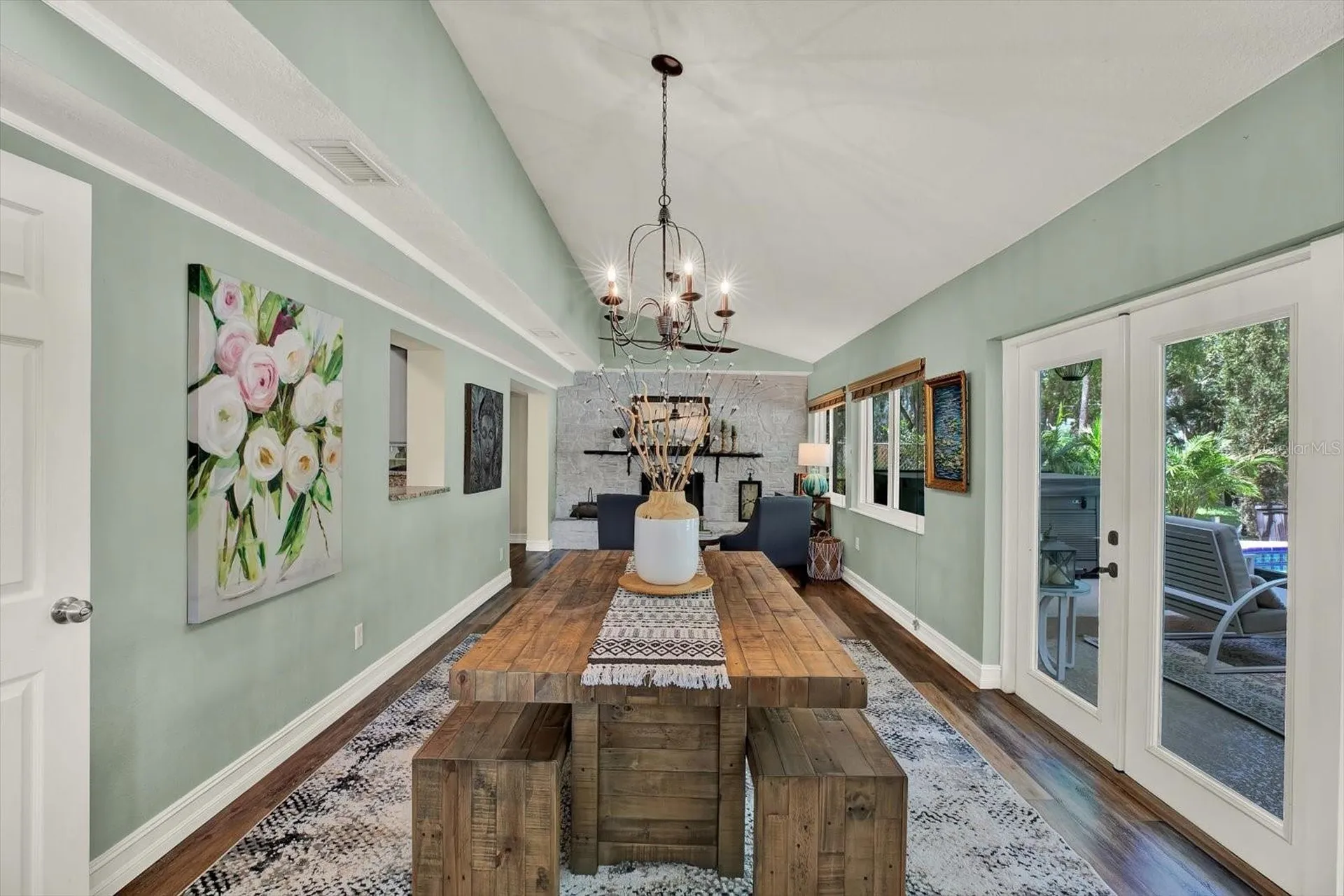 2107 W Kyra Drive Tampa FL 33612