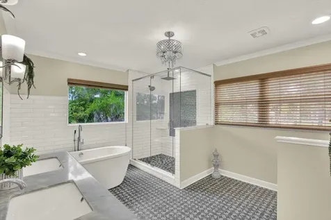 2107 W Kyra Drive Tampa FL 33612