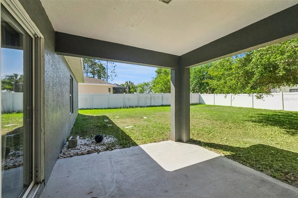 37 Lindsay Drive Palm Coast FL 32137