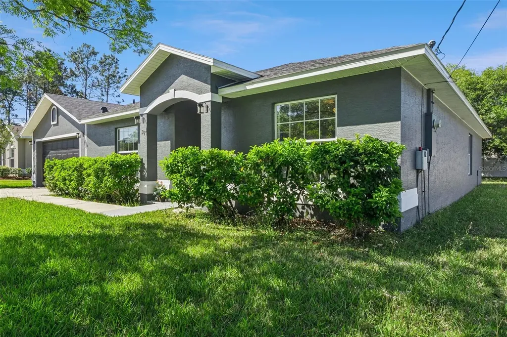 37 Lindsay Drive Palm Coast FL 32137