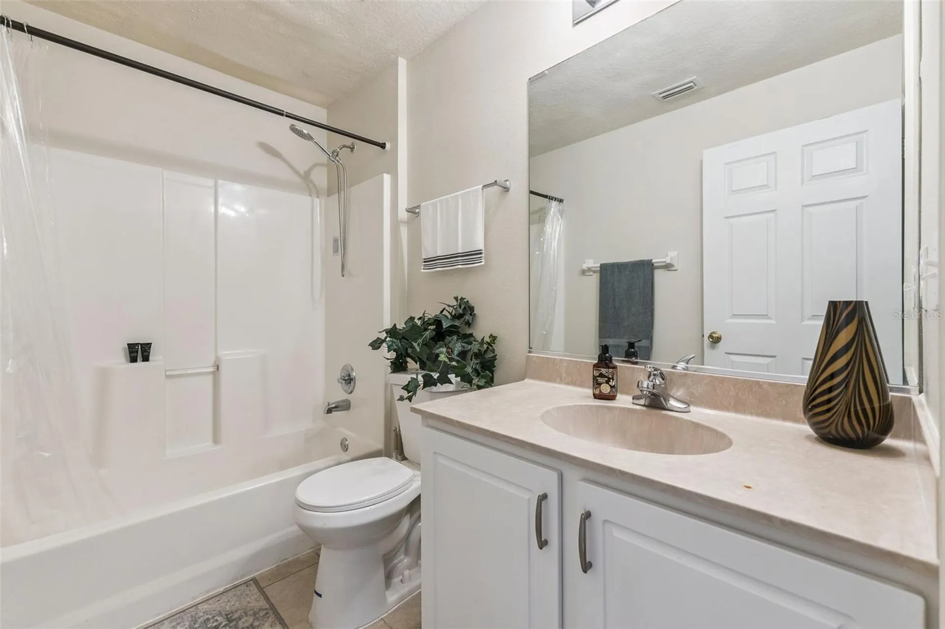 37 Lindsay Drive Palm Coast FL 32137