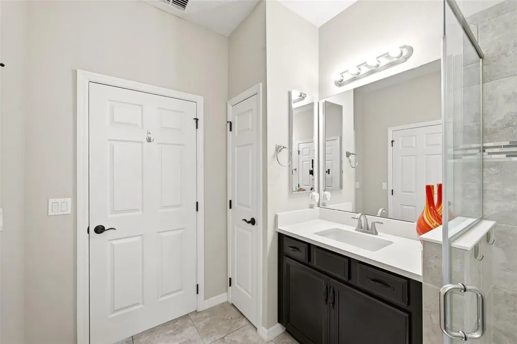2385 Dammar Street Orlando FL 32824