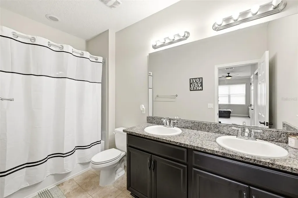 2385 Dammar Street Orlando FL 32824