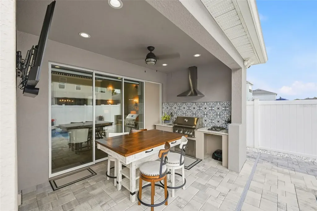 2385 Dammar Street Orlando FL 32824