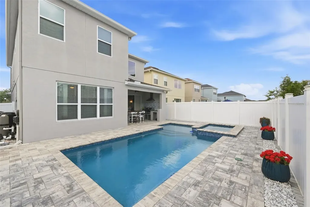 2385 Dammar Street Orlando FL 32824