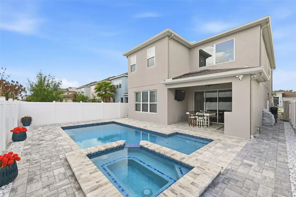 2385 Dammar Street Orlando FL 32824