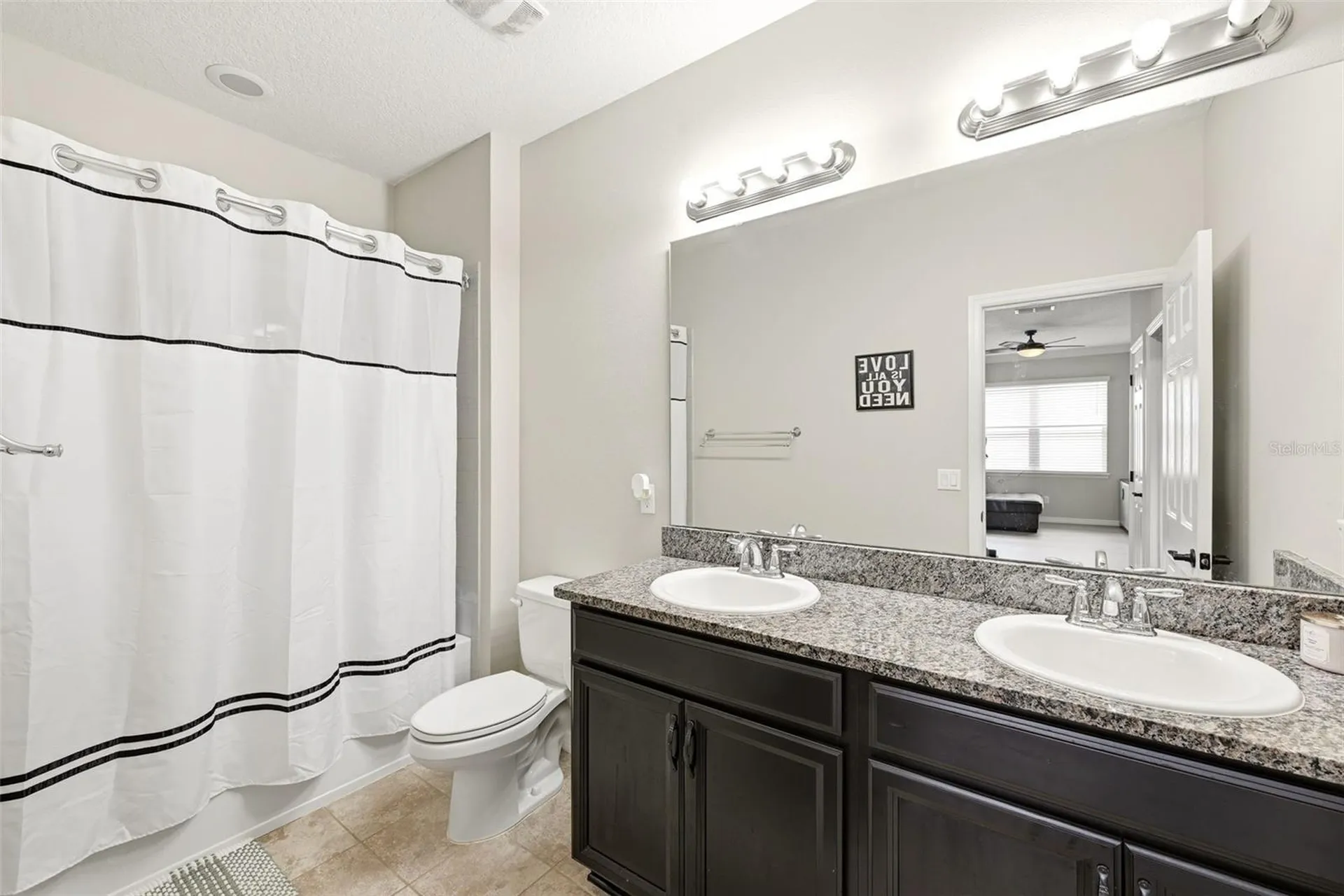 2385 Dammar Street Orlando FL 32824