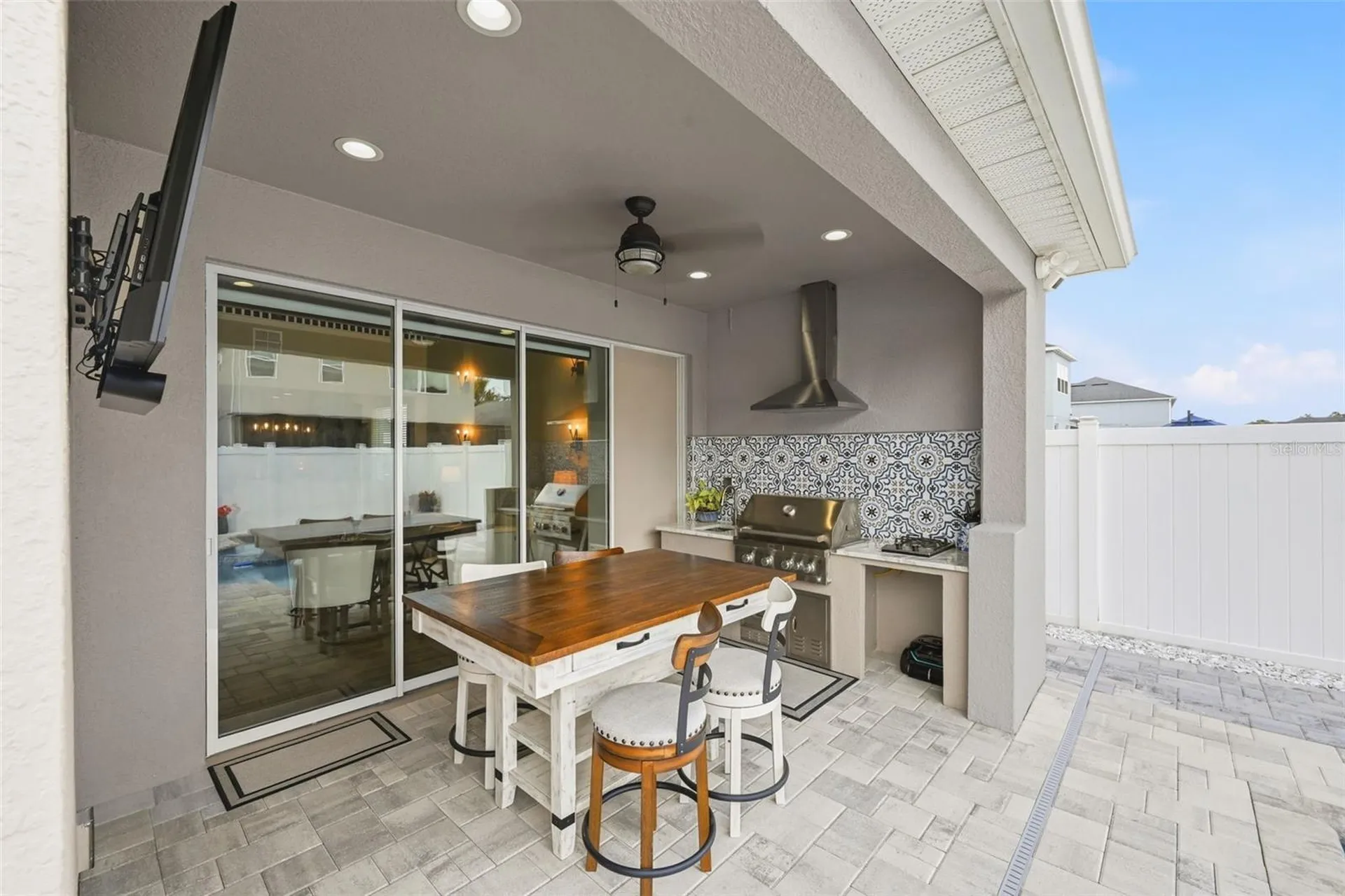2385 Dammar Street Orlando FL 32824