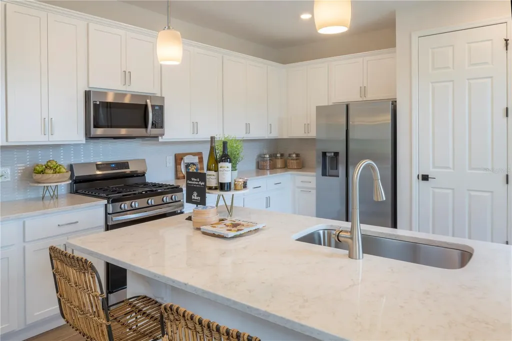 209 Station Lane Debary FL 32713