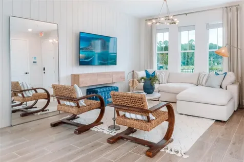 209 Station Lane Debary FL 32713
