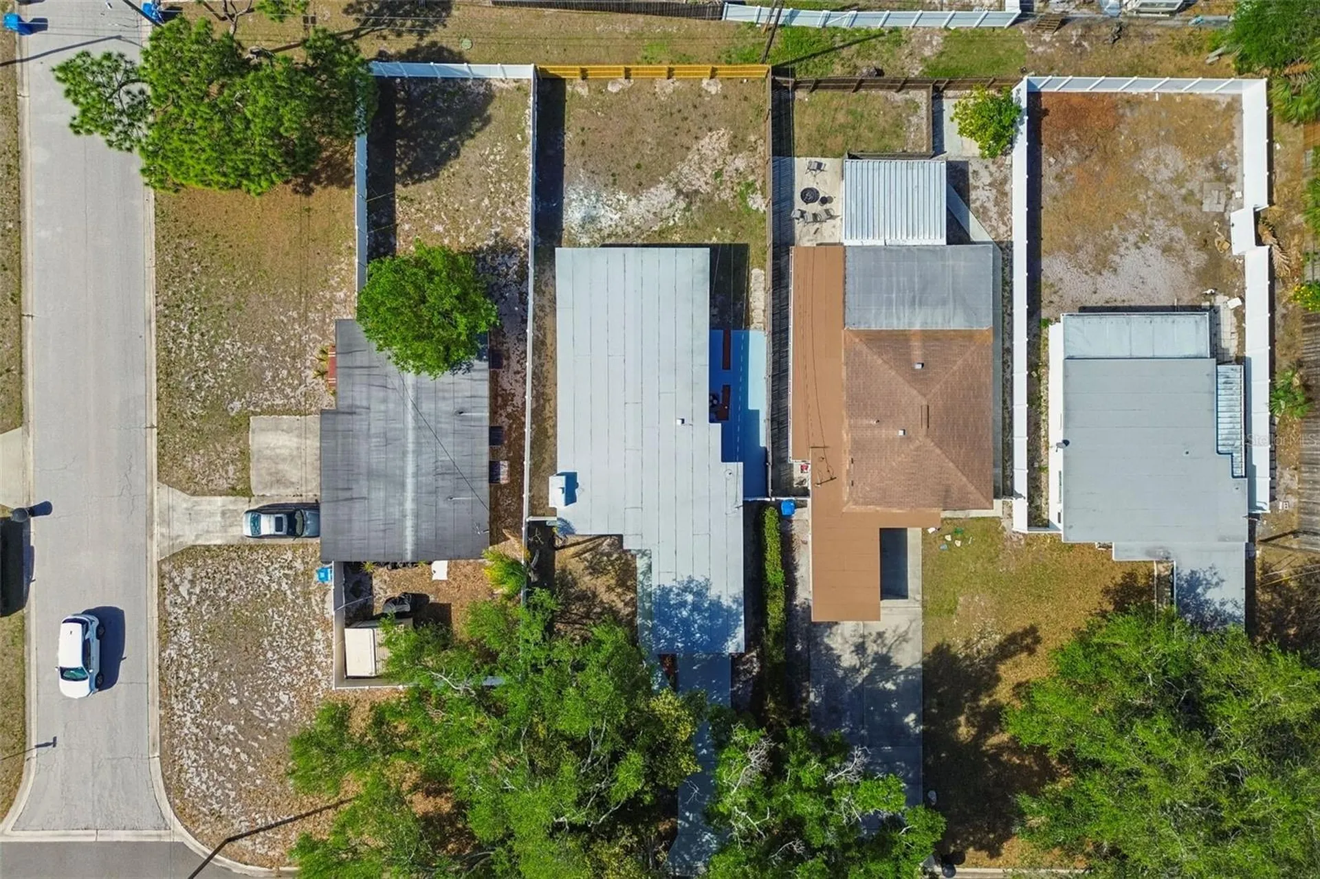 7439 37th Avenue N St Petersburg FL 33710