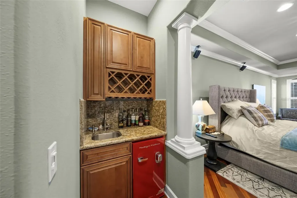 8282 Barton Farms Boulevard Sarasota FL 34240