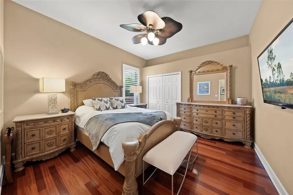 8282 Barton Farms Boulevard Sarasota FL 34240