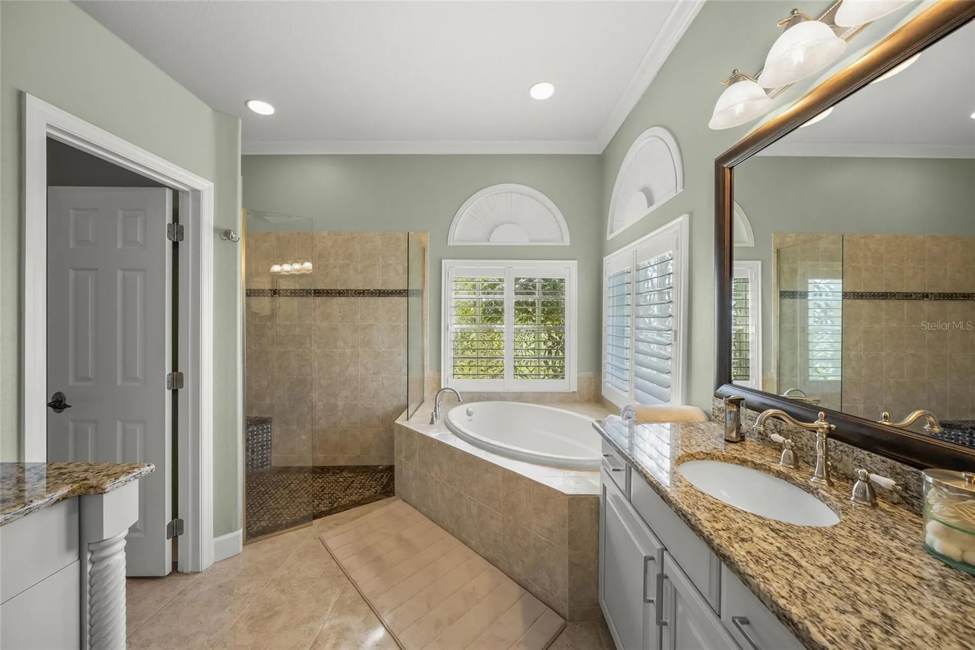 8282 Barton Farms Boulevard Sarasota FL 34240