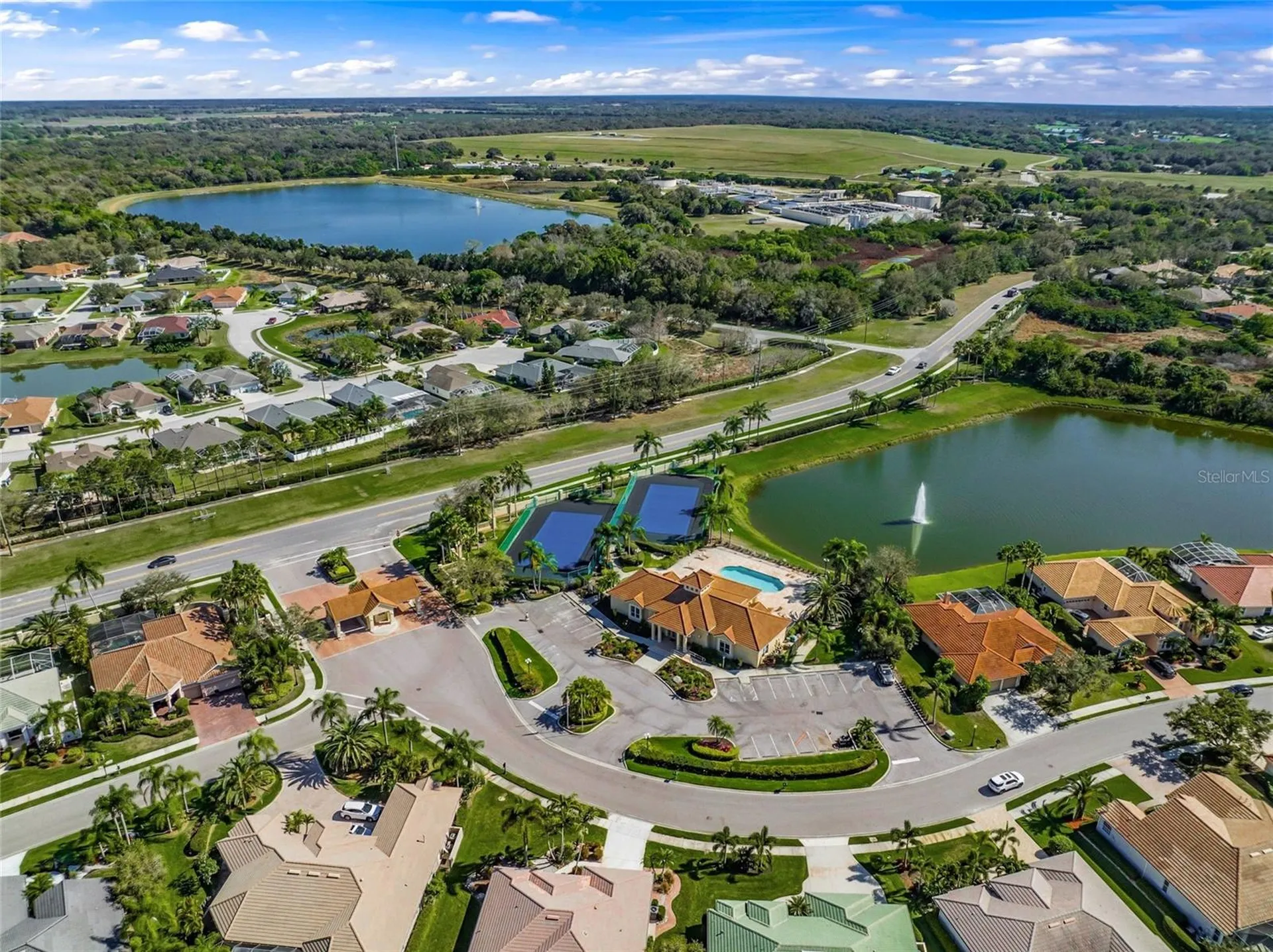 8282 Barton Farms Boulevard Sarasota FL 34240
