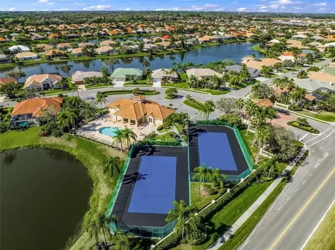 8282 Barton Farms Boulevard Sarasota FL 34240