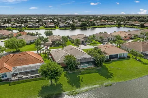 8282 Barton Farms Boulevard Sarasota FL 34240