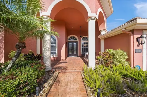 8282 Barton Farms Boulevard Sarasota FL 34240