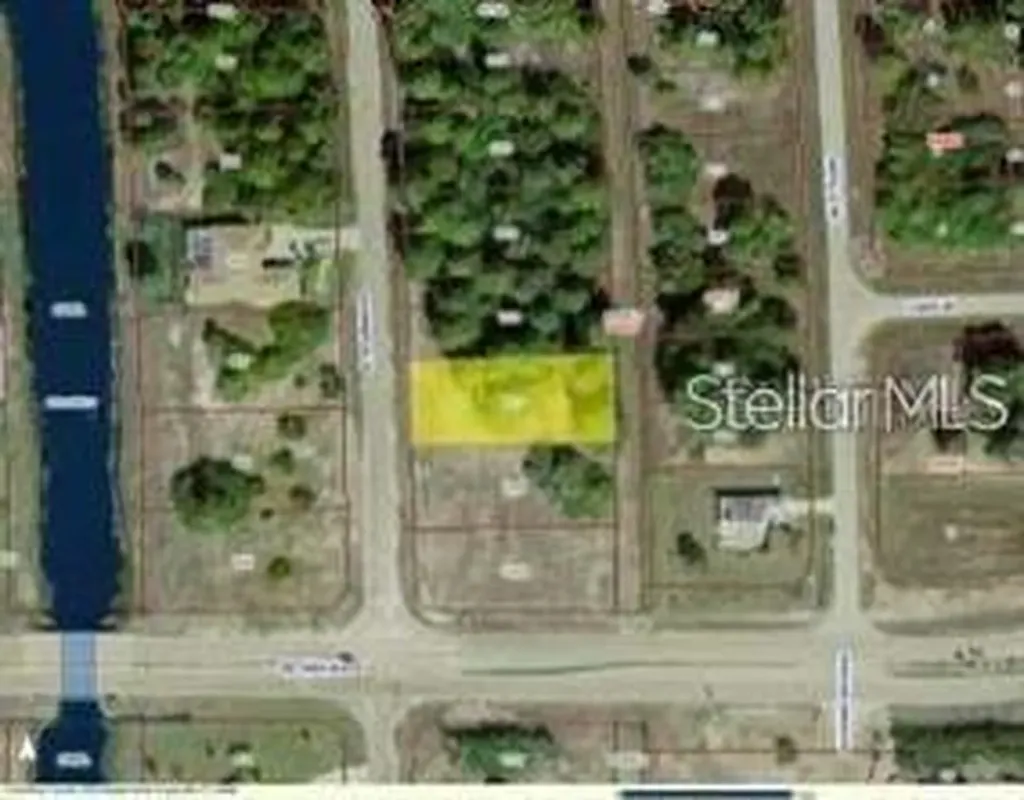 875 Boundry Boulevard Rotonda West FL 33947