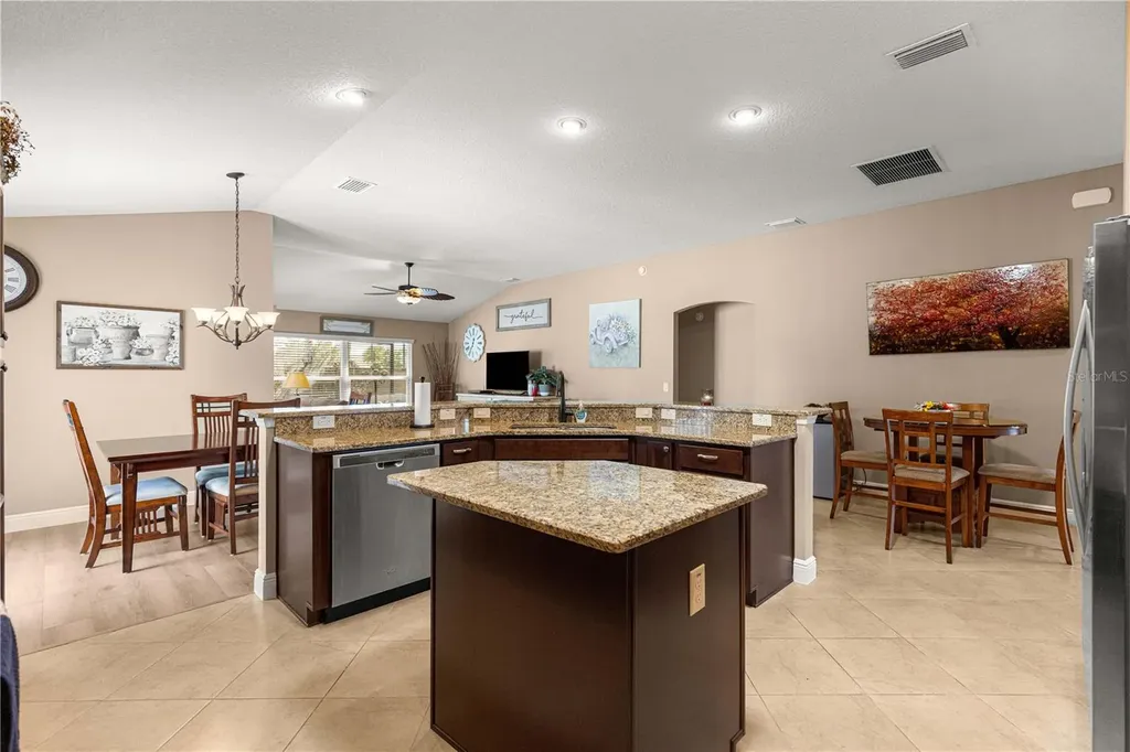 2859 Resmondo Road The Villages FL 32163