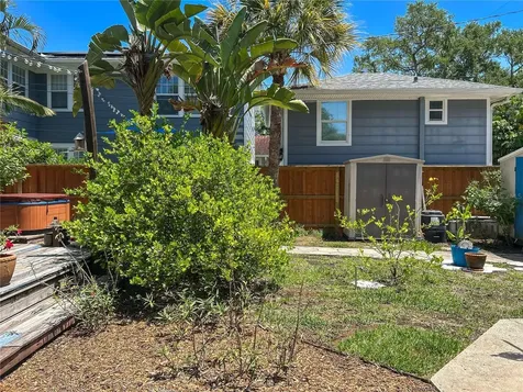 226 21st Avenue N St Petersburg FL 33704