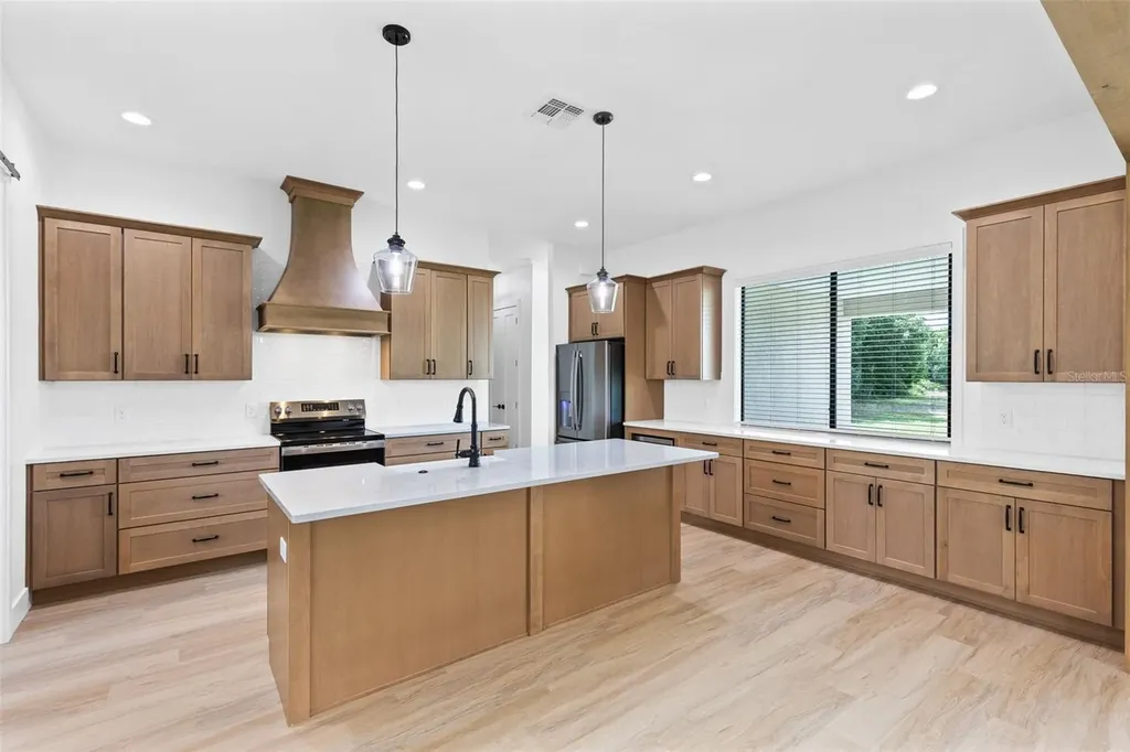1290 Whitman Lane Kenansville FL 34739