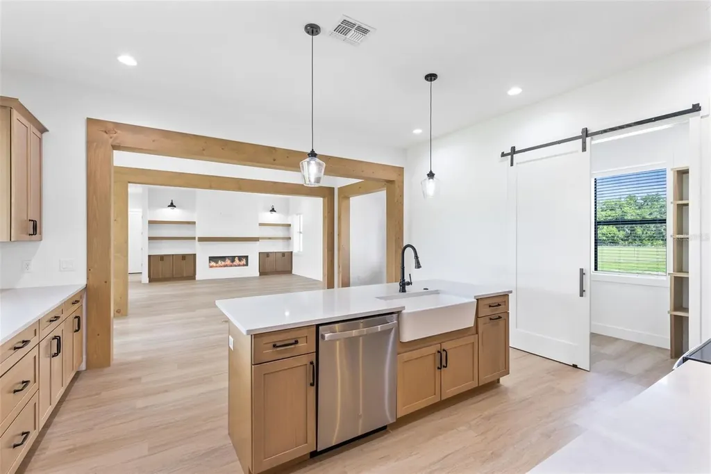 1290 Whitman Lane Kenansville FL 34739