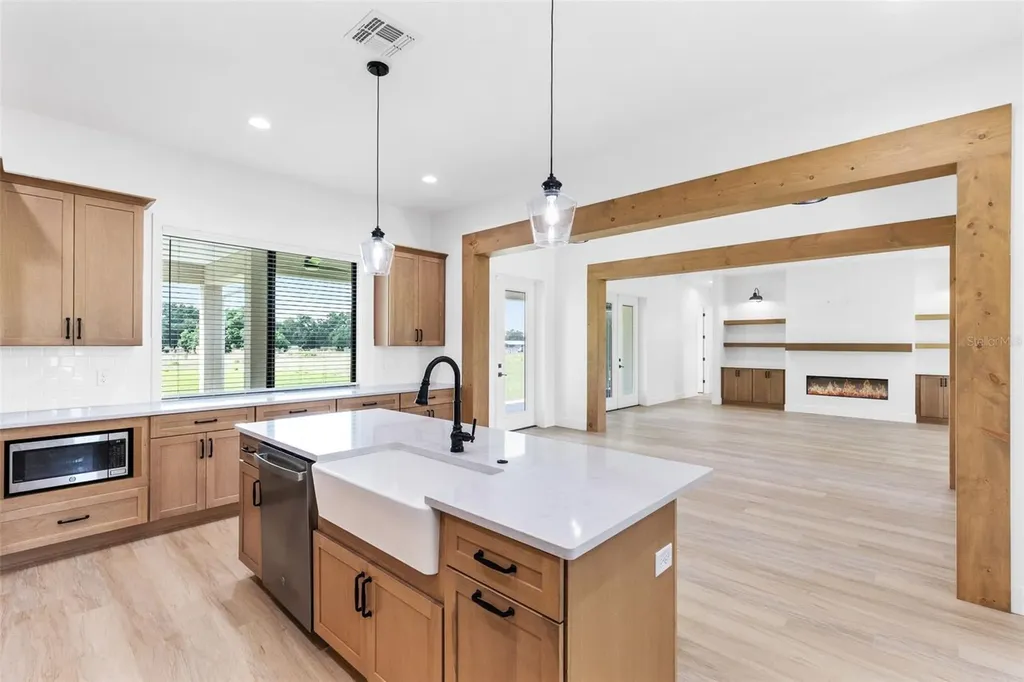 1290 Whitman Lane Kenansville FL 34739