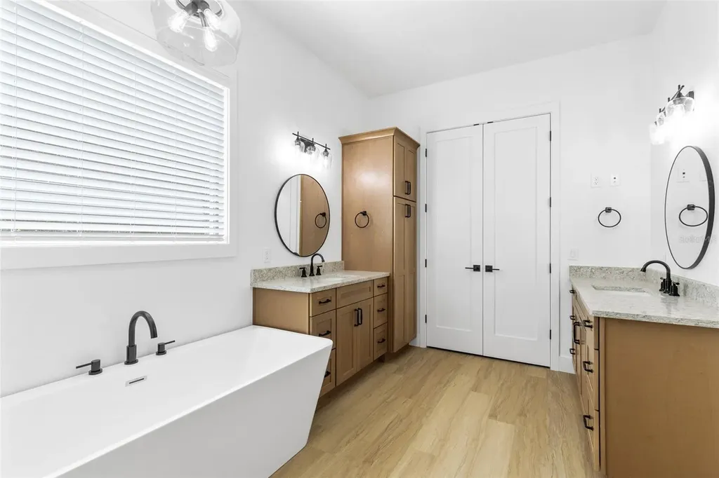 1290 Whitman Lane Kenansville FL 34739