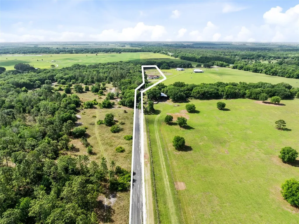 1290 Whitman Lane Kenansville FL 34739