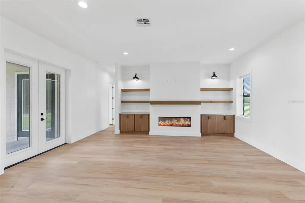 1290 Whitman Lane Kenansville FL 34739
