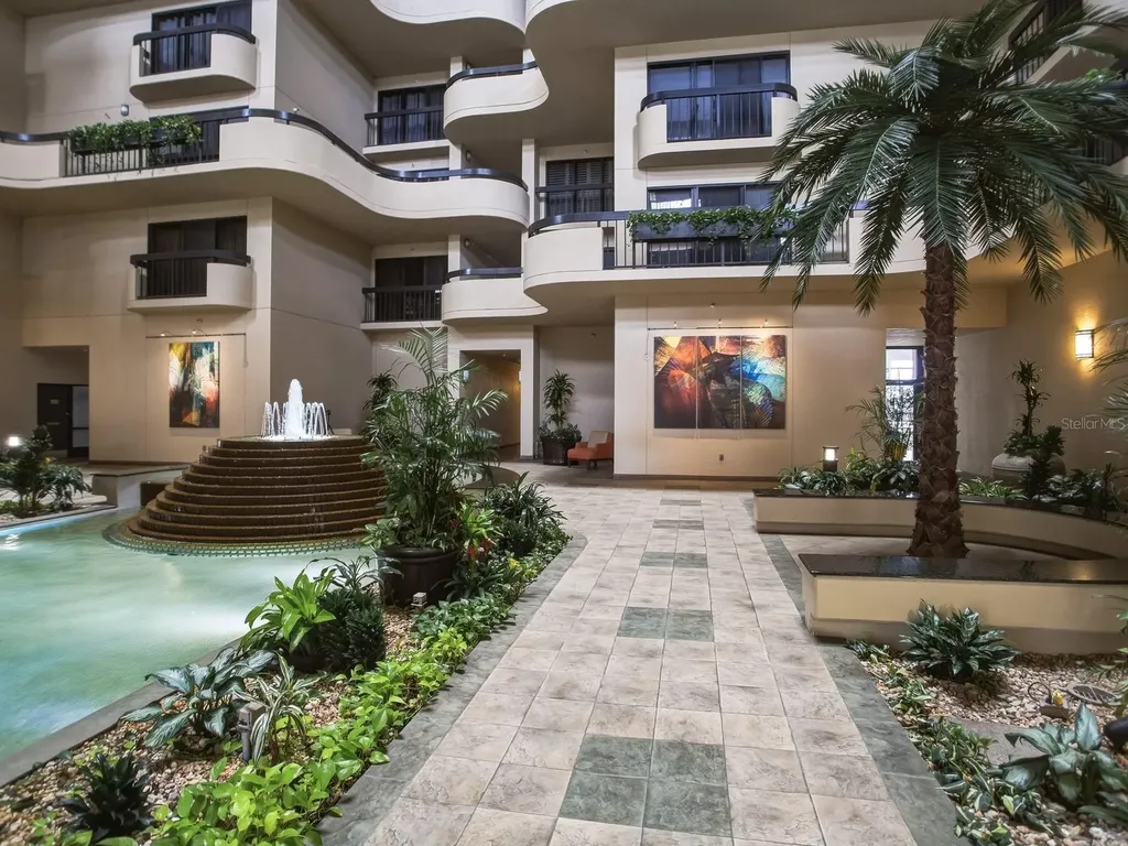 2413 Bayshore Boulevard Tampa FL 33629