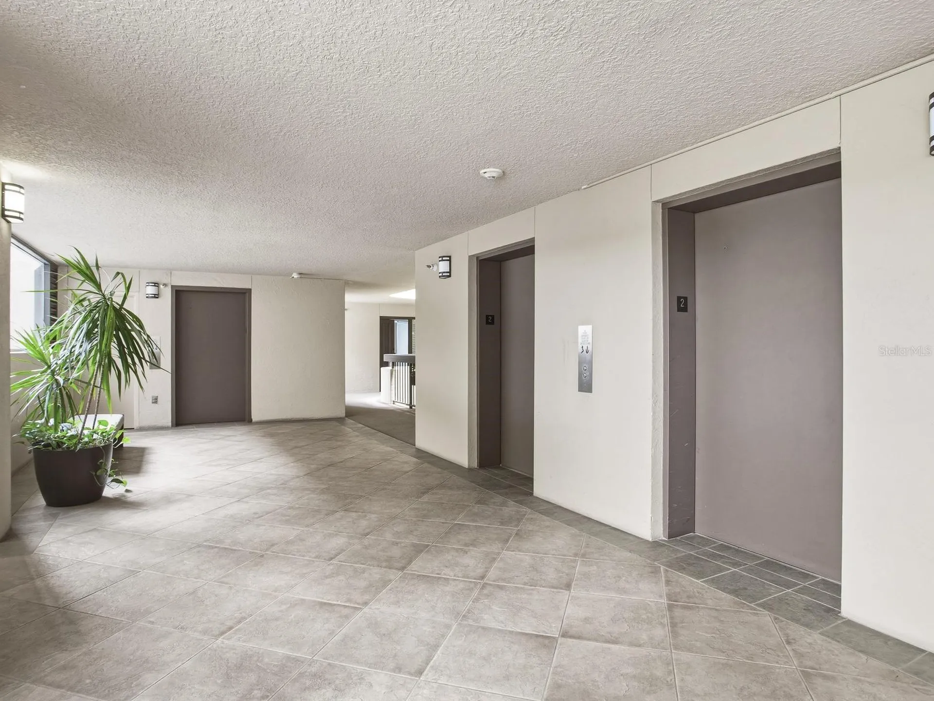 2413 Bayshore Boulevard Tampa FL 33629