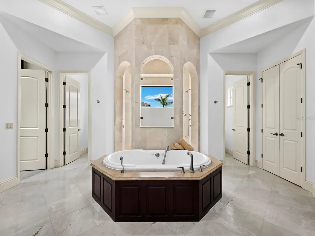 3129 Founders Club Drive Sarasota FL 34240