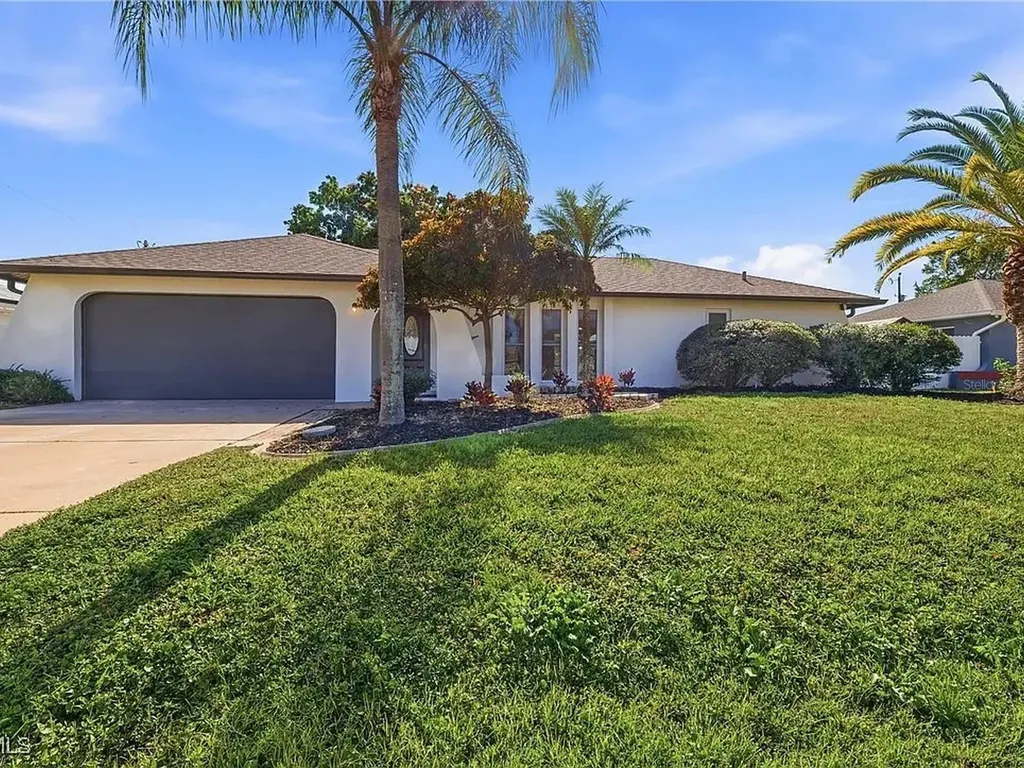 170 SE 19th Street Cape Coral FL 33990