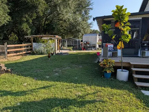 15243 S Highway 25 Weirsdale FL 32195