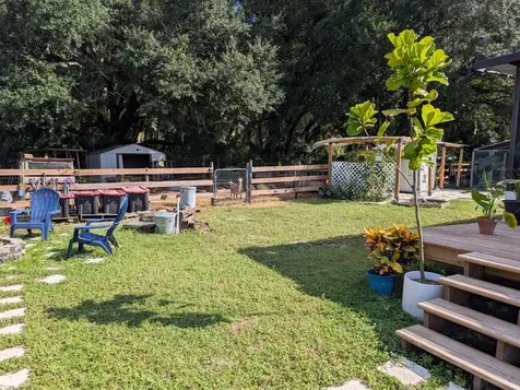 15243 S Highway 25 Weirsdale FL 32195