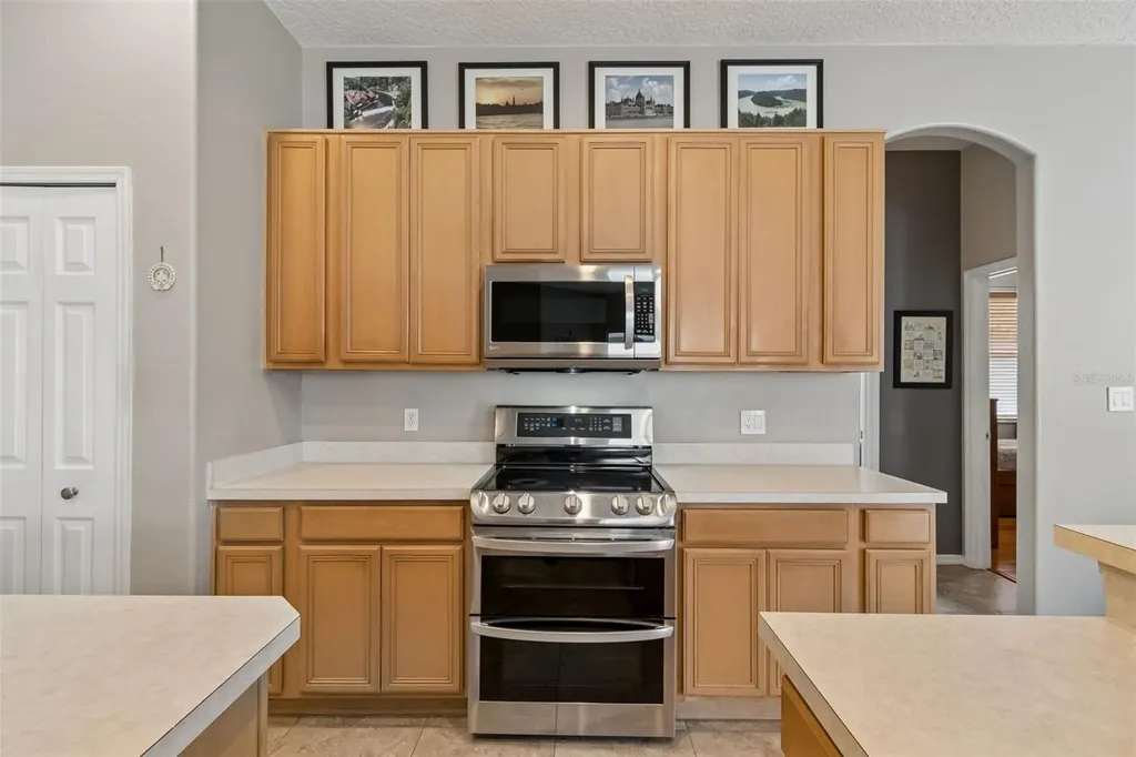 10240 Pointview Court Orlando FL 32836