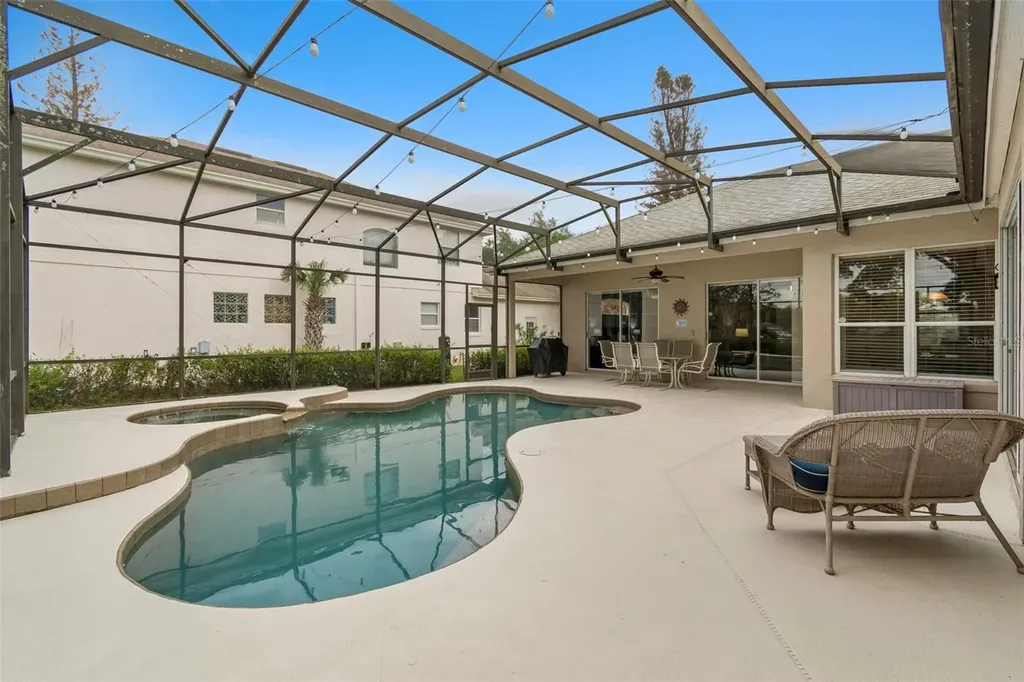 10240 Pointview Court Orlando FL 32836