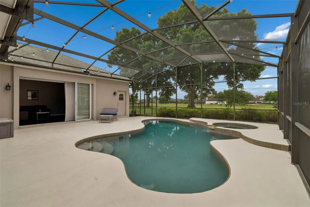 10240 Pointview Court Orlando FL 32836