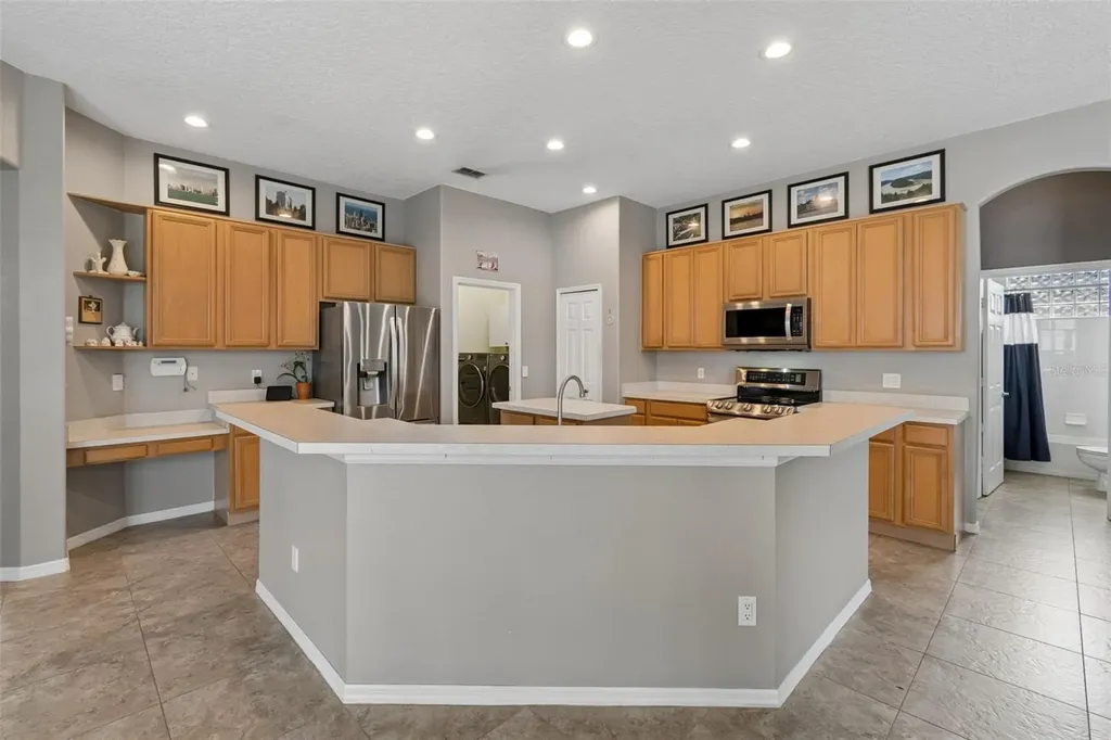 10240 Pointview Court Orlando FL 32836