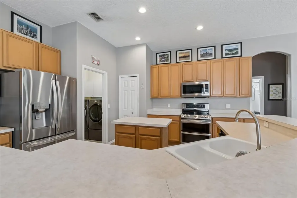 10240 Pointview Court Orlando FL 32836