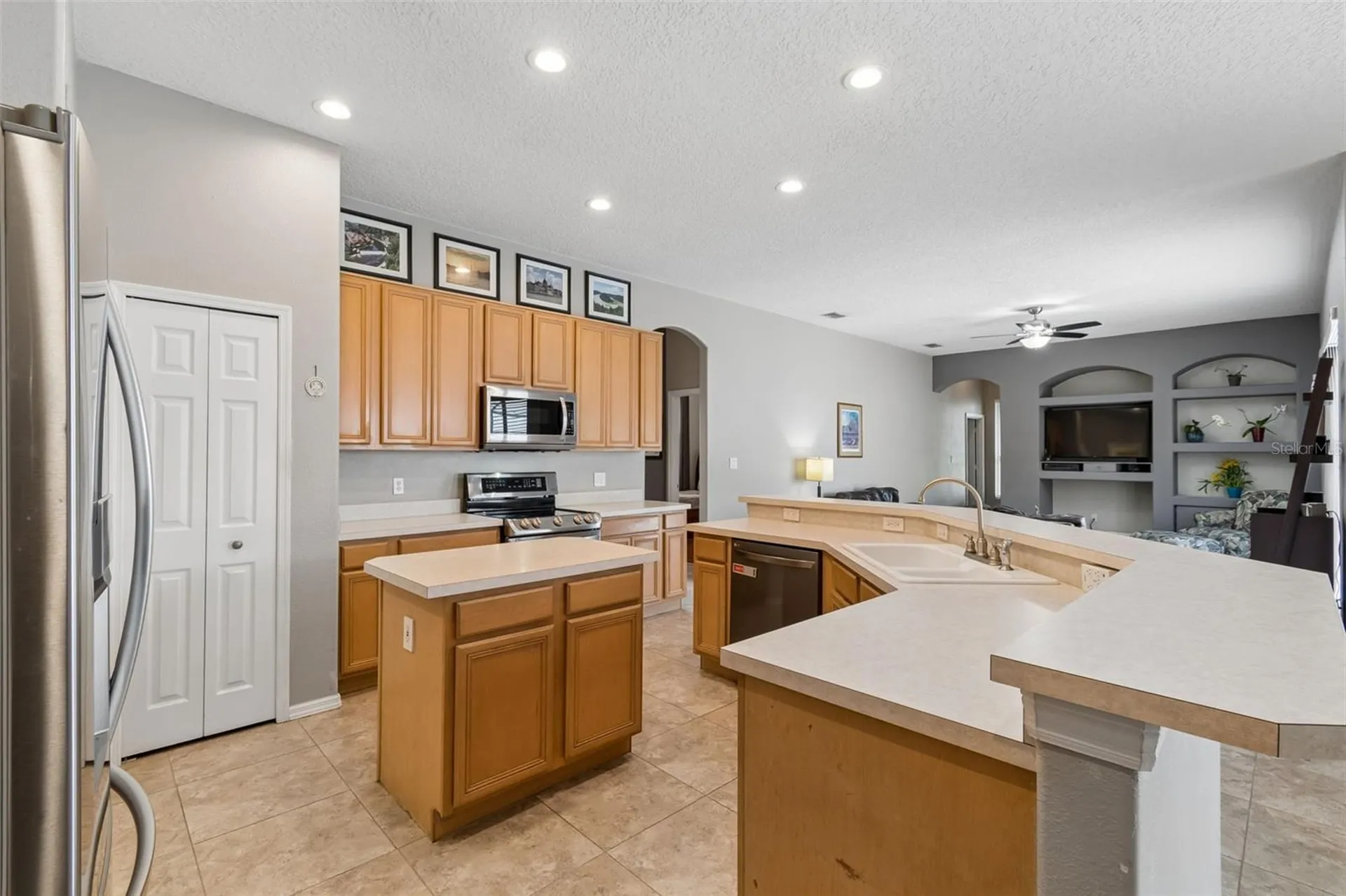 10240 Pointview Court Orlando FL 32836