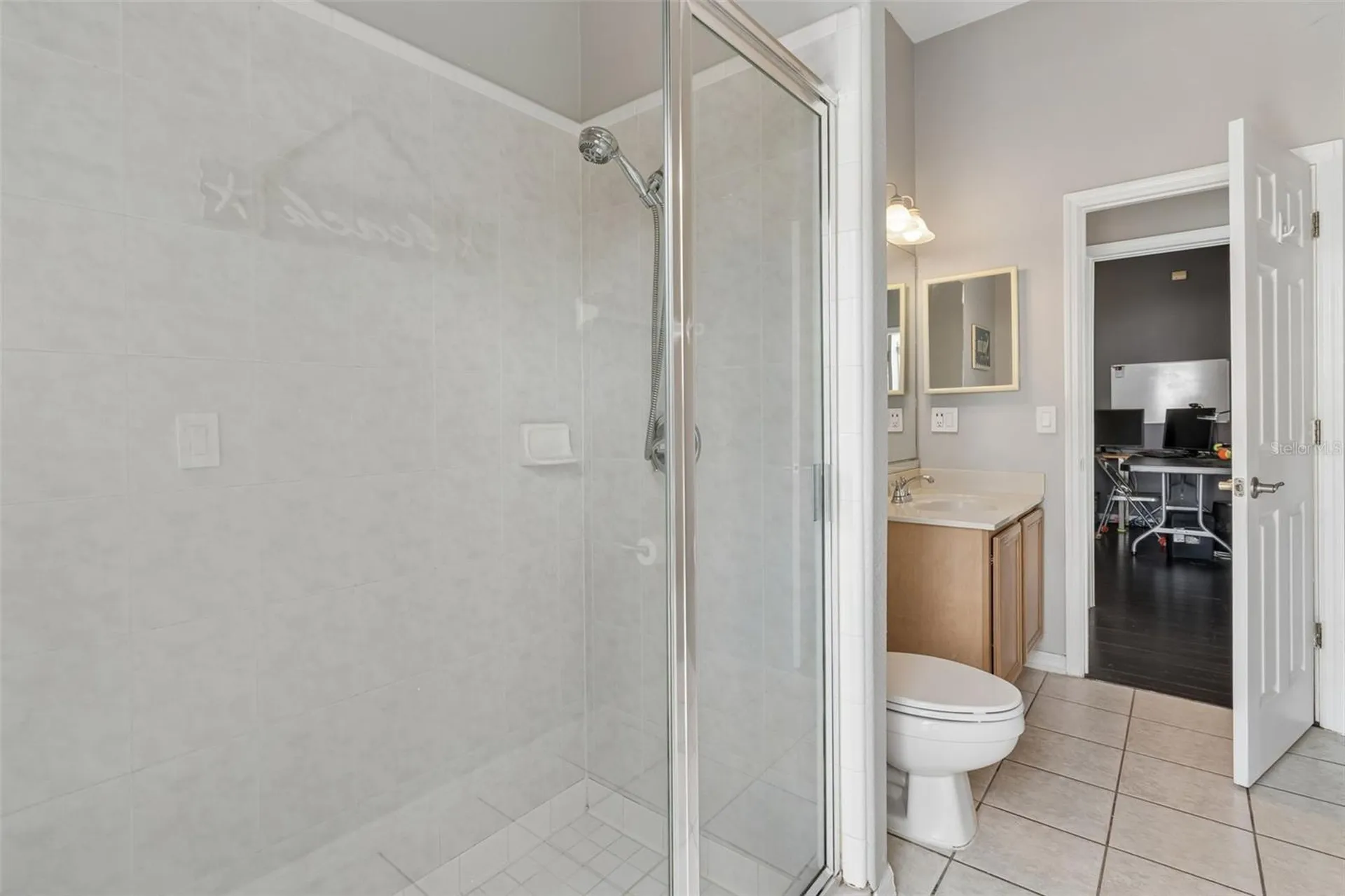 10240 Pointview Court Orlando FL 32836