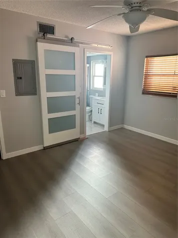 1153 Rue Des Rois South Pasadena FL 33707