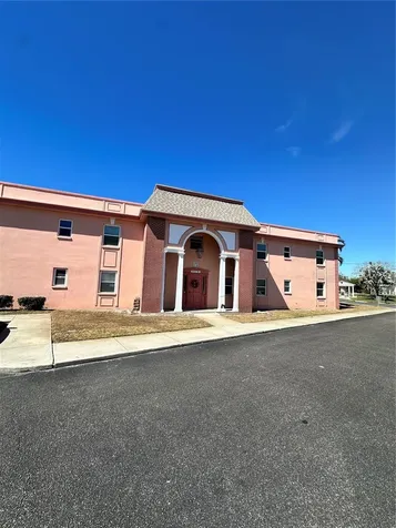 1153 Rue Des Rois South Pasadena FL 33707