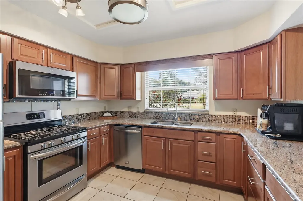 1261 E Fullers Cross Road Winter Garden FL 34787
