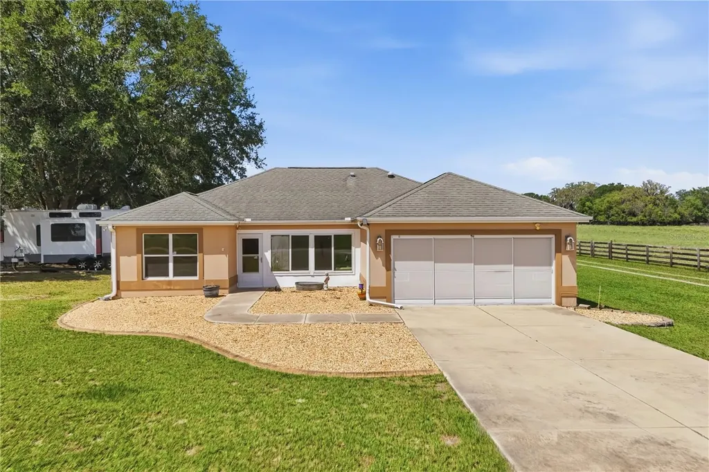 7411 SE 180th Street Oxford FL 34484